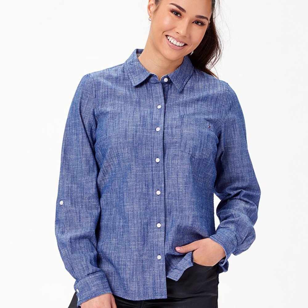 Tommy Hilfiger Women’s Chambray Button Down Shirt, Long Sleeve Roll Tab, Size S